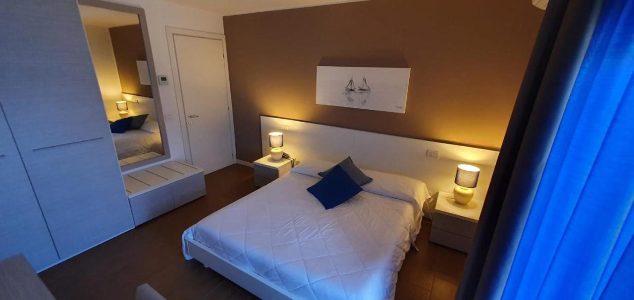Apart Hotel Atlantic Градо Экстерьер фото